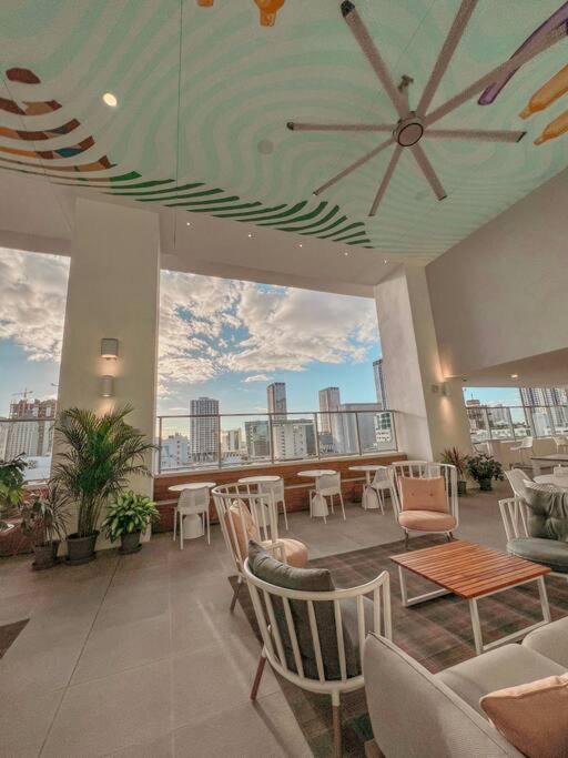 Miami High Town View 1610 Apartment Luaran gambar