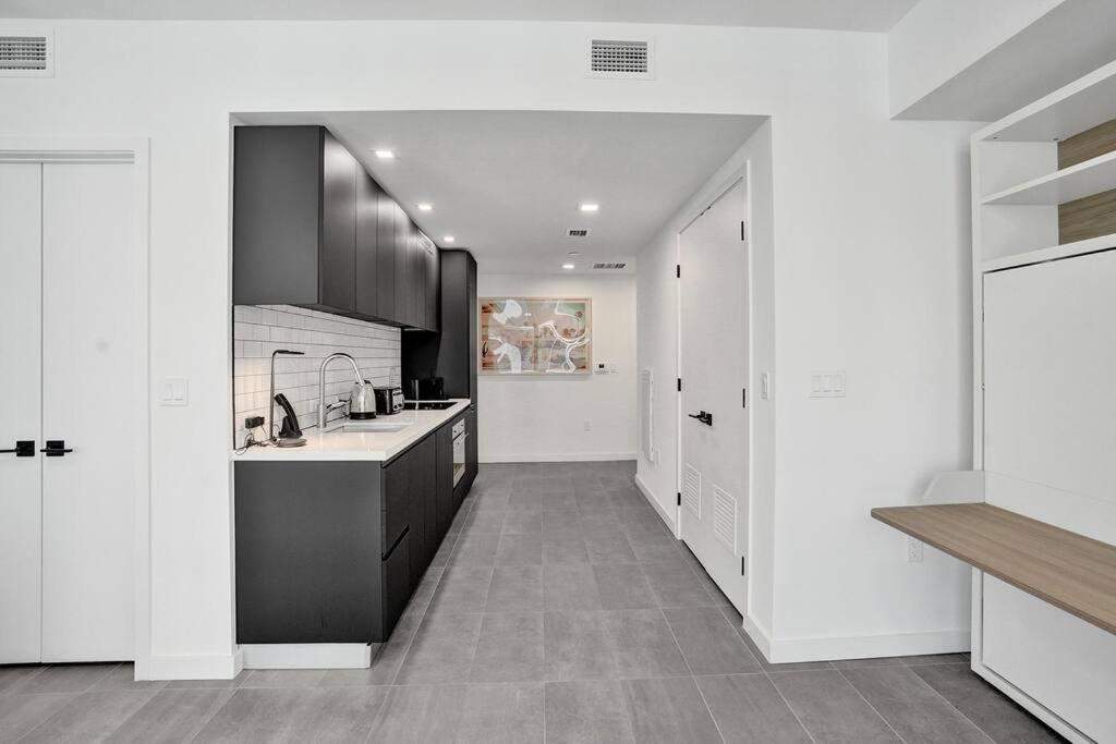 Miami High Town View 1610 Apartment Luaran gambar